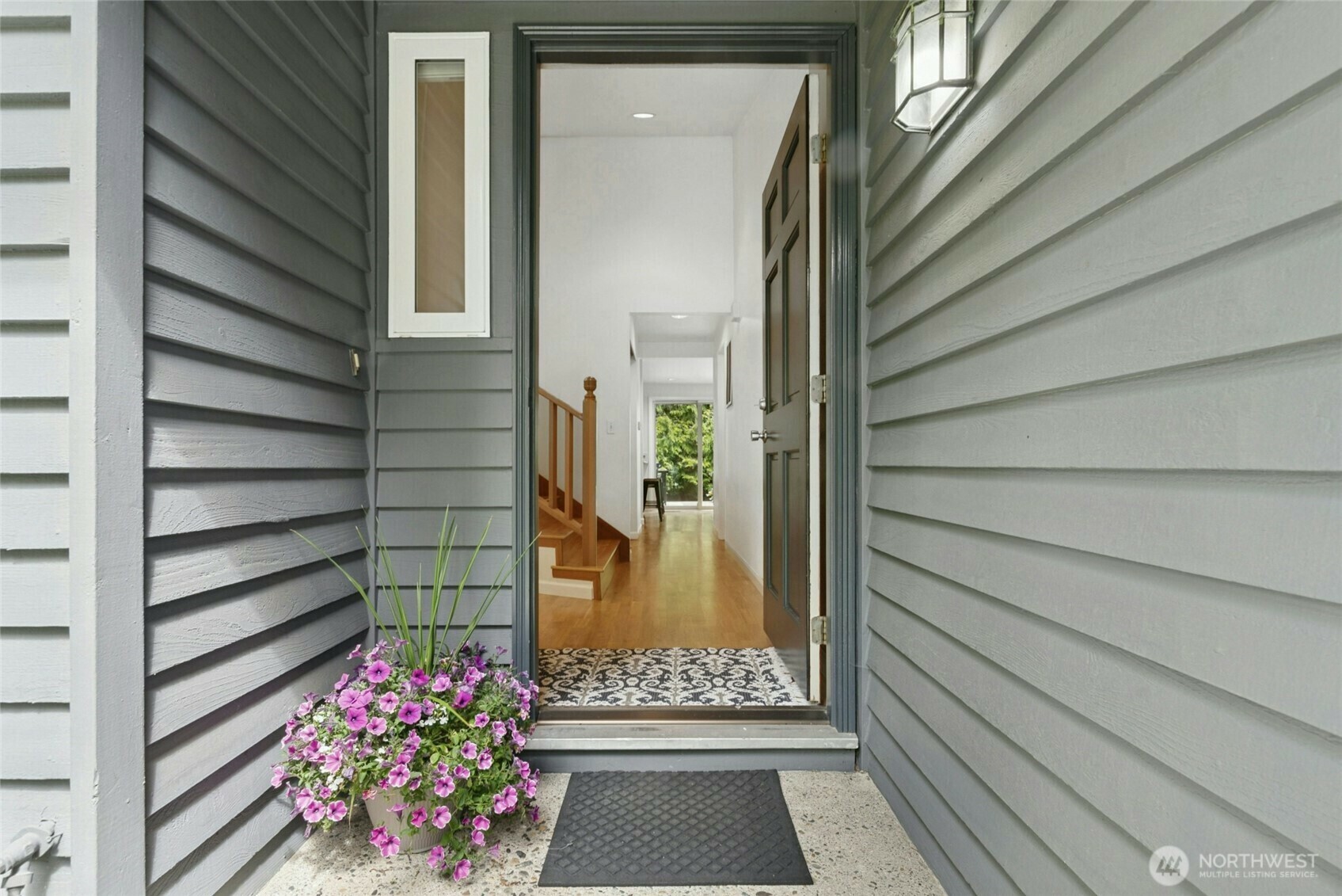 Property Photo: 22524 NE 12th Place WA 98074