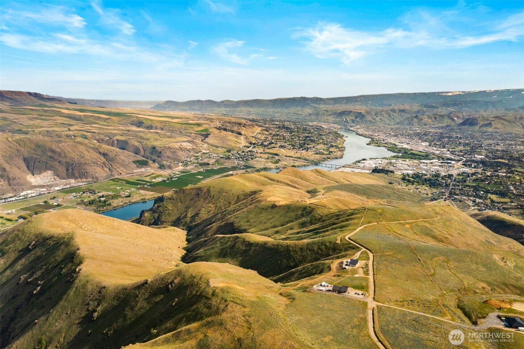 6894  Burch Mountain Road  Wenatchee WA 98801 photo