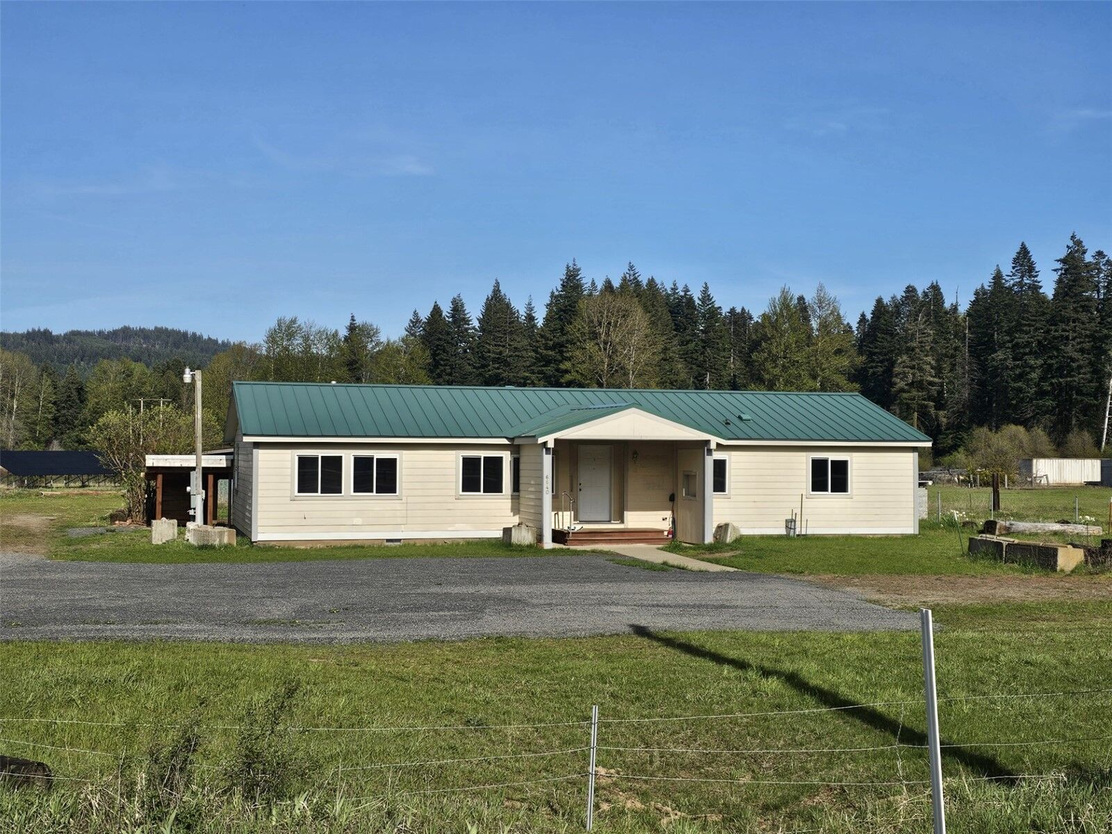 Property Photo:  6640  Nelson Siding  WA 98922 
