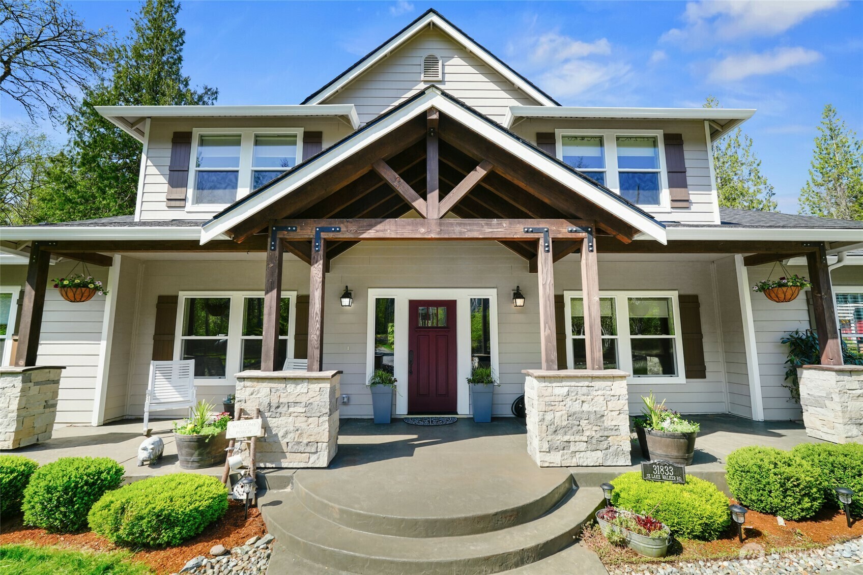 Property Photo: 31833 SE Lake Walker Road WA 98022