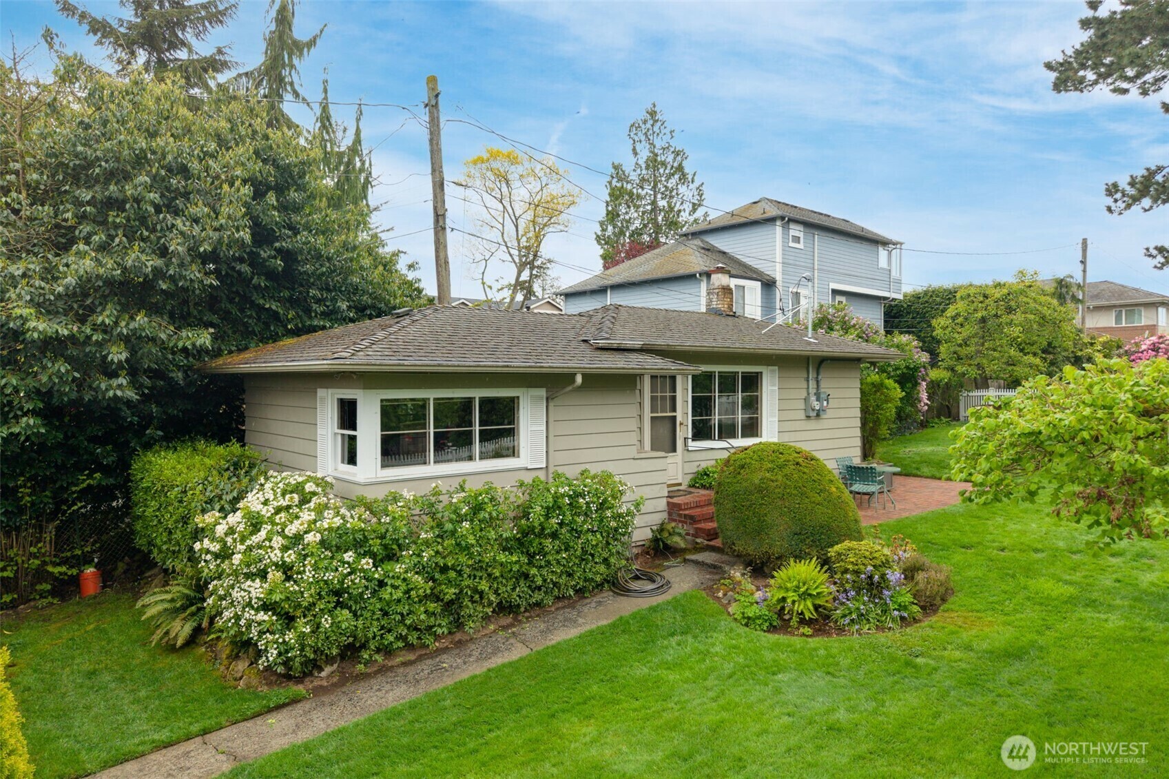 Property Photo: 12231 12th Avenue NW WA 98177