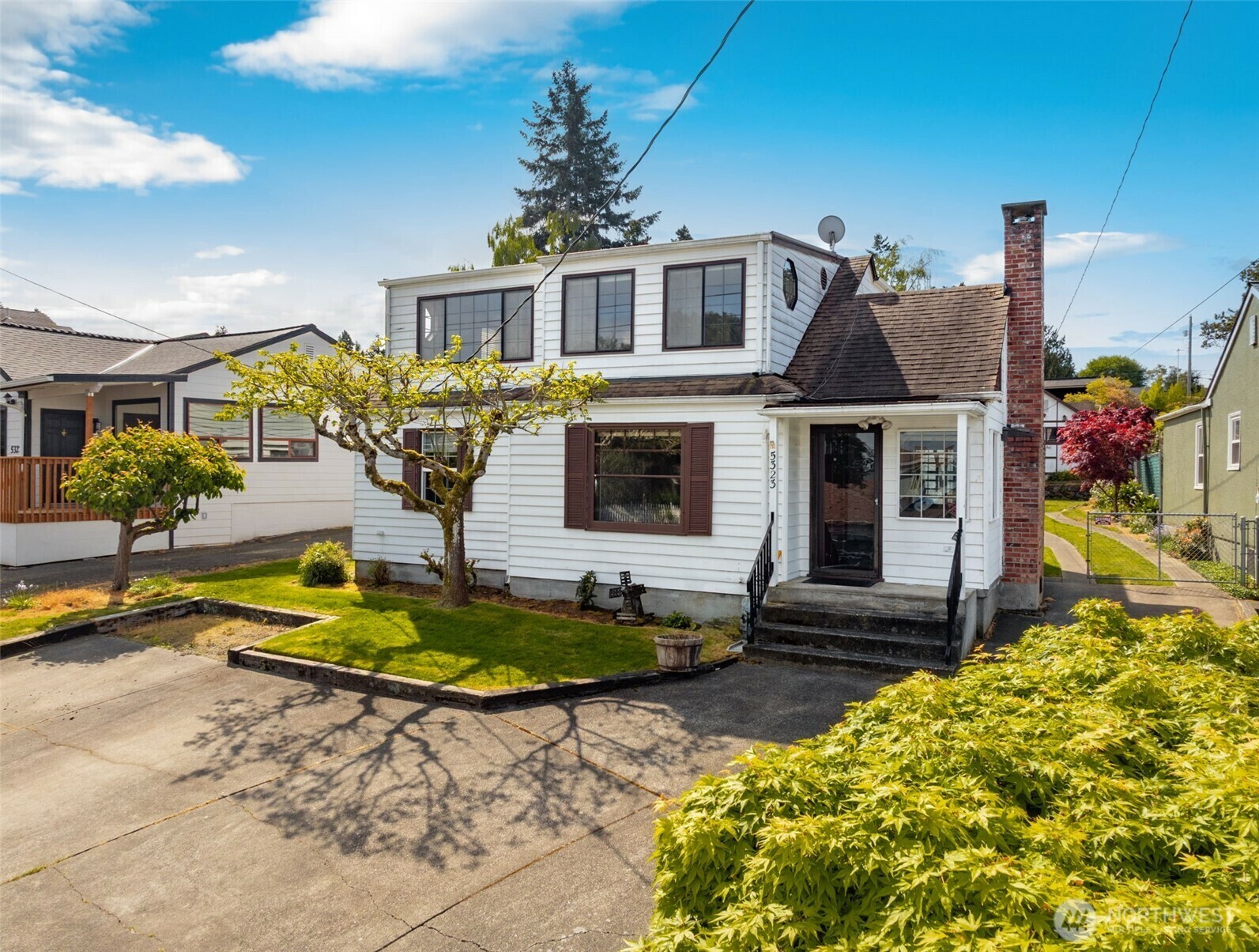 Property Photo: 5323 Hyada Boulevard NE WA 98422