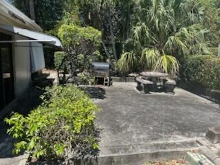 Property Photo: 1156 W 33rd Street FL 33404