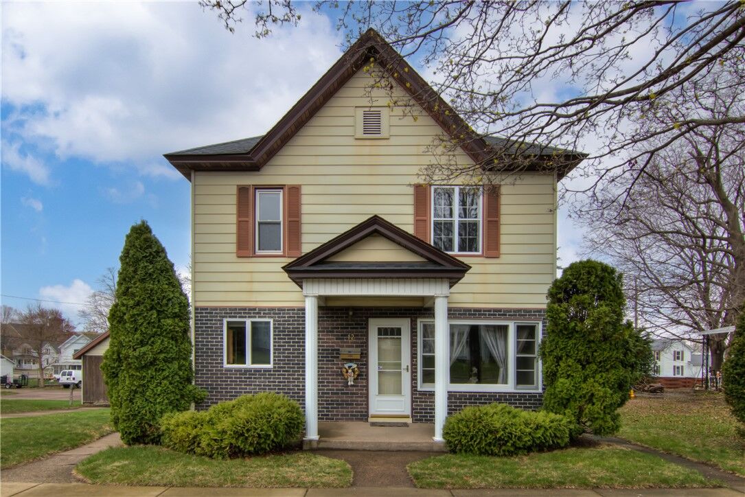 Property Photo: 12 N Rural Street WI 54729