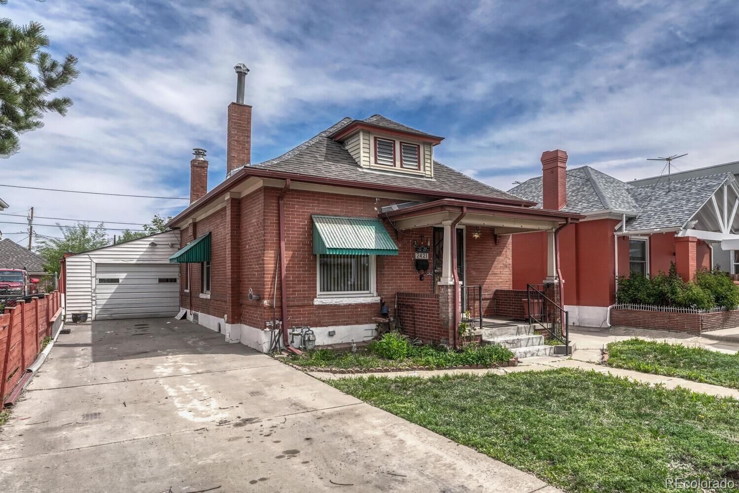 Property Photo: 2421 W 38th Avenue CO 80211