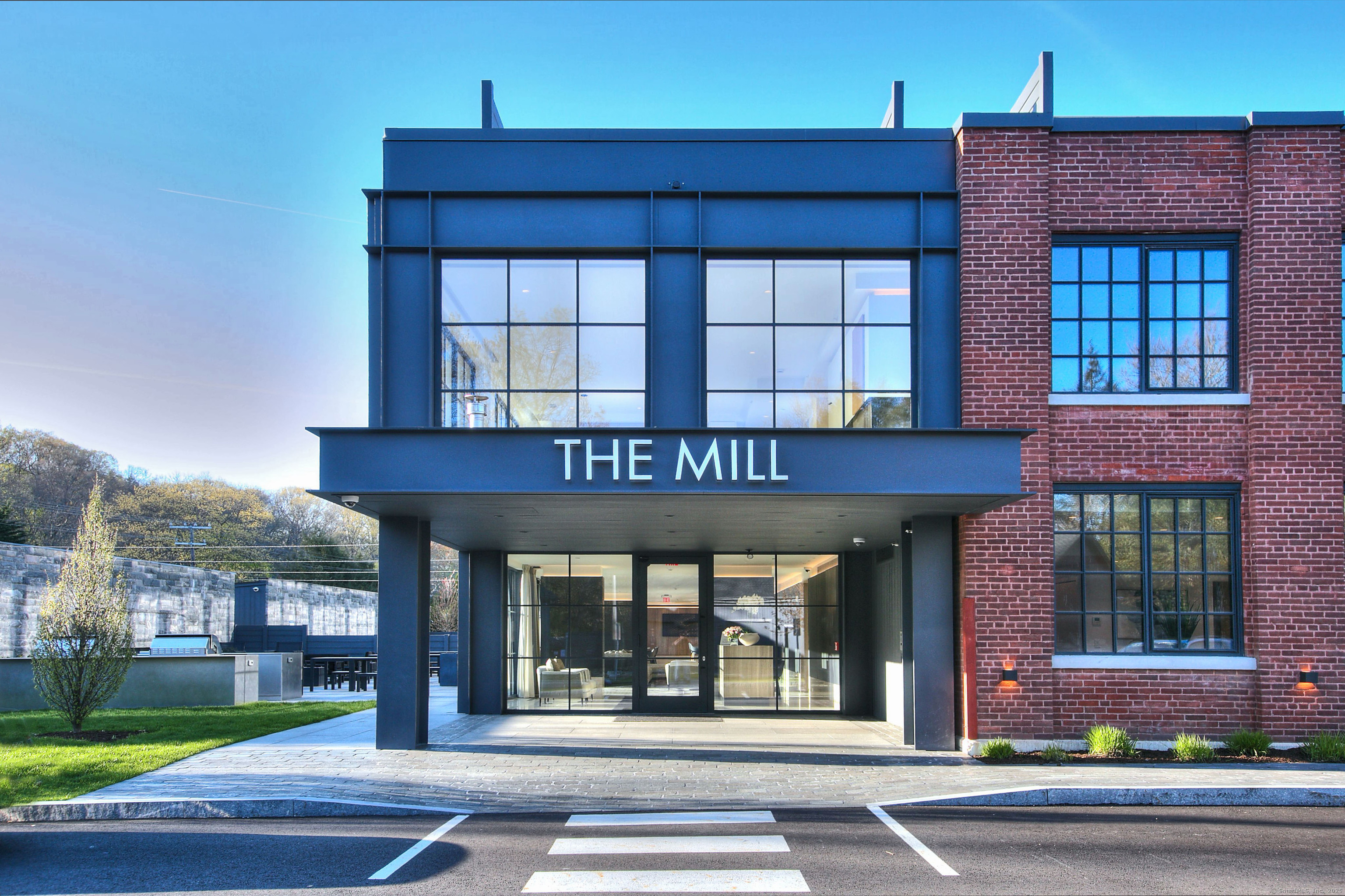 Property Photo: 41 Richmondville Avenue 206 CT 06880