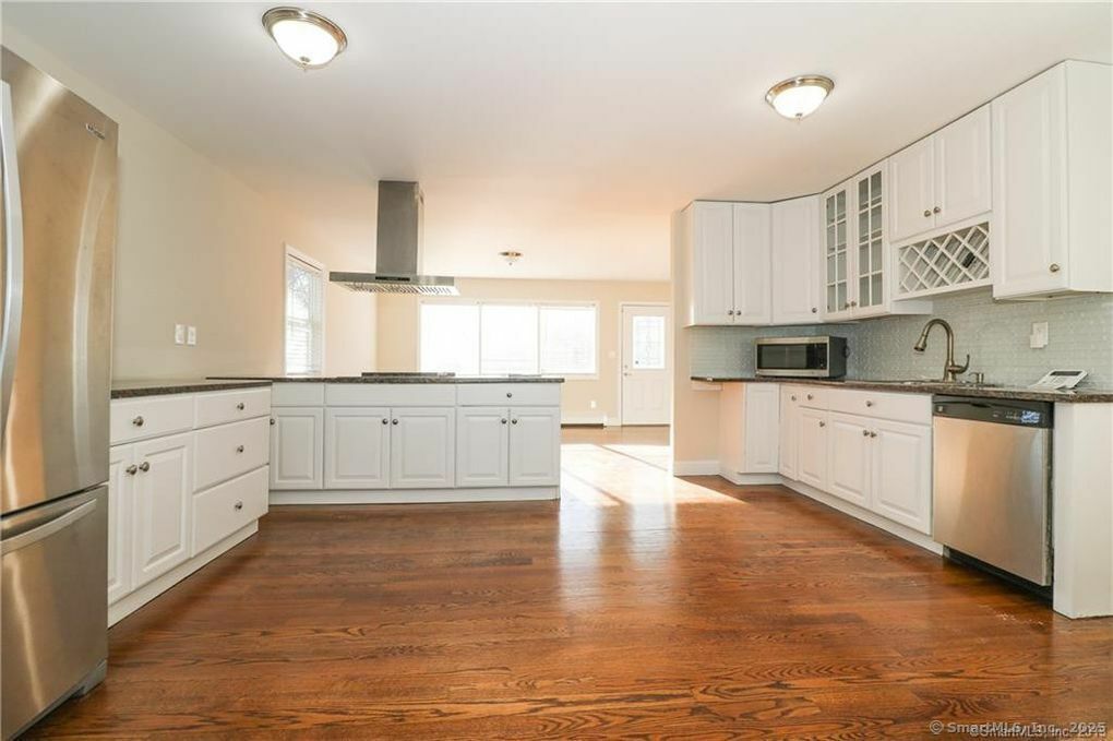 Property Photo: 198 Macon Drive CT 06606