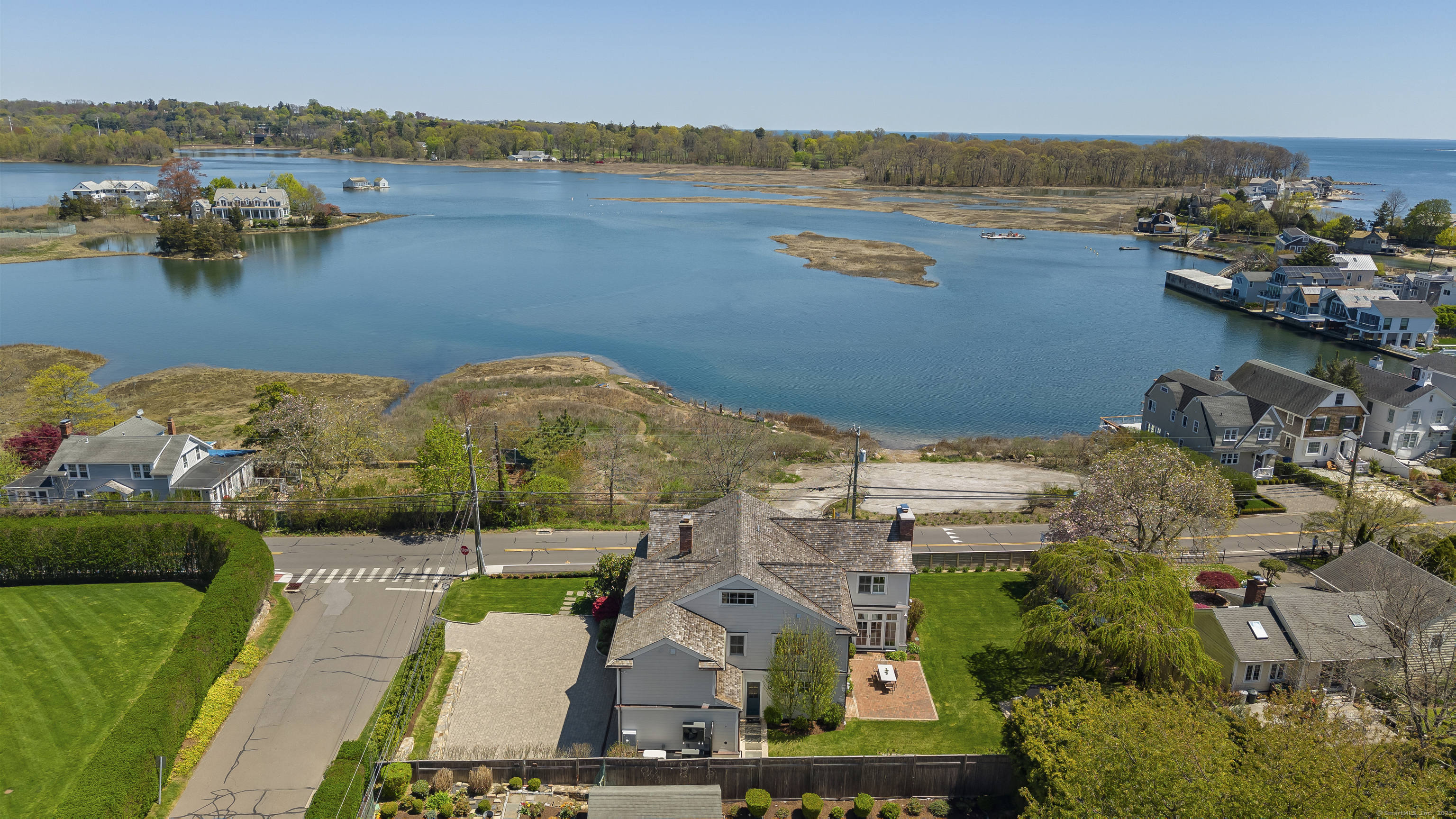 190 Hillspoint Road  Westport CT 06880 photo