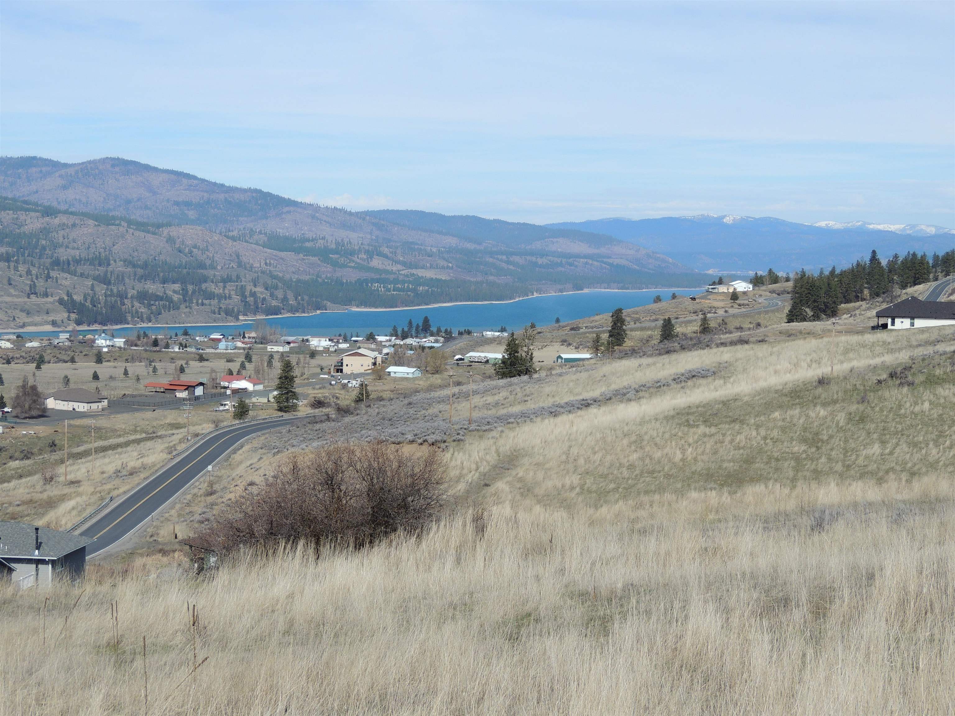 Property Photo: 40995 Scenic Dr. N. WA 99122
