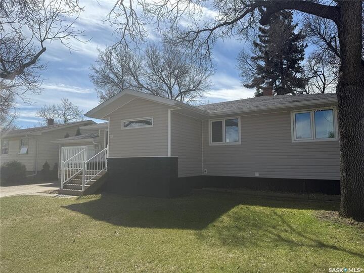 Property Photo: 20 Scott Crescent SK S4H 1T6