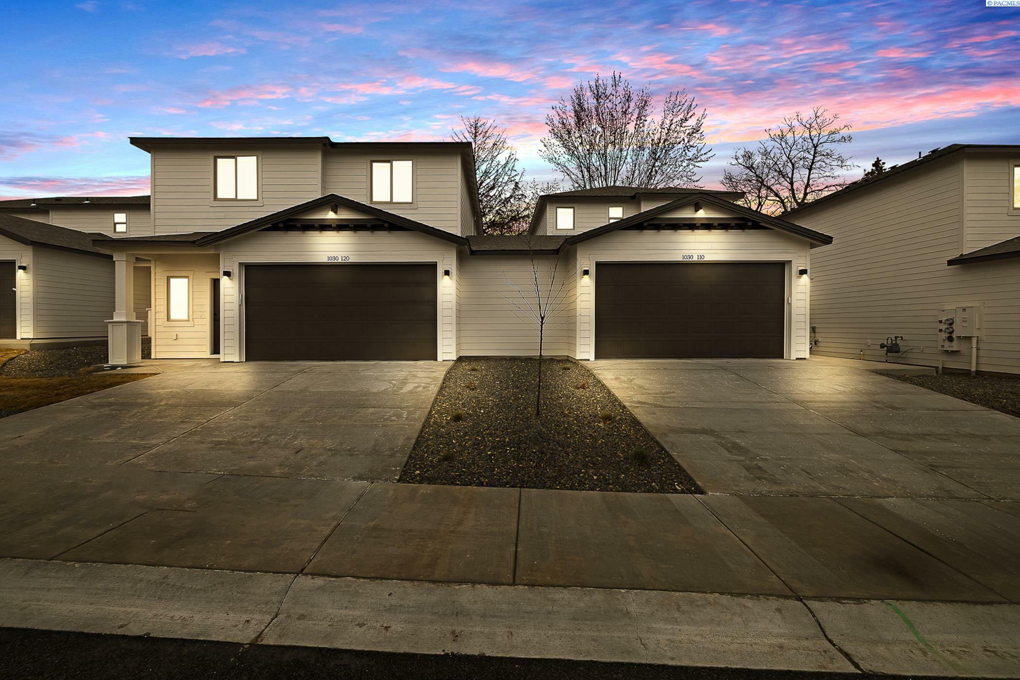 Property Photo: 1030 S Underwood Pl WA 99337
