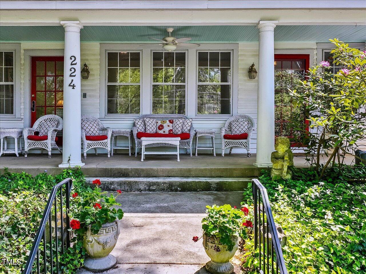 Property Photo: 224 E Park Drive NC 27605