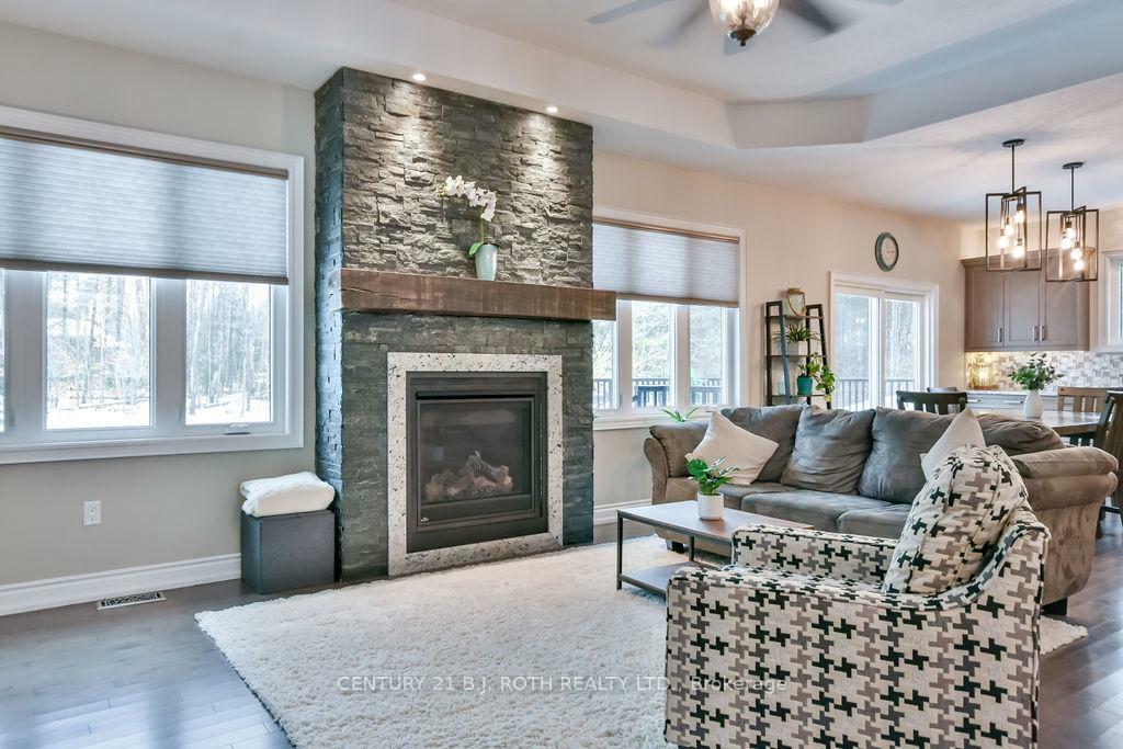 Property Photo: 27 Houben Crescent ON L0L 1T0