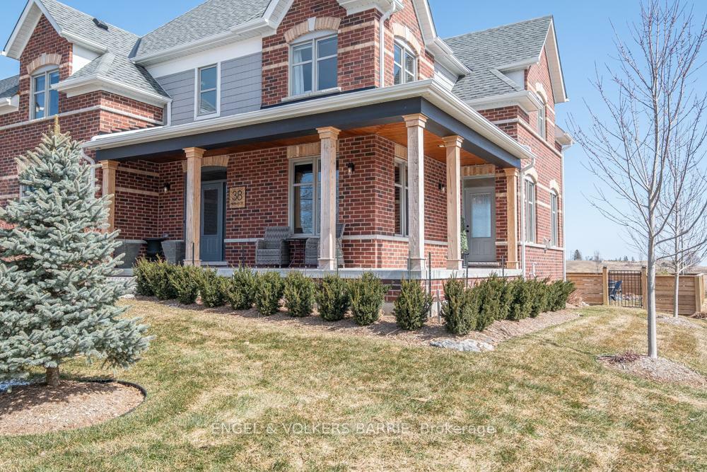 Property Photo: 38 Nelson Street ON L0M 1G0