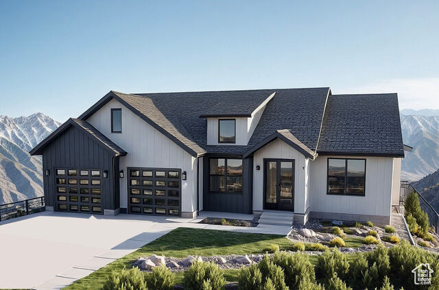 Property Photo: 242 W Hillcrest Dr 6 UT 84660