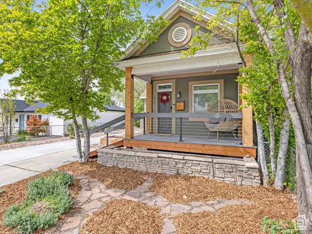 Property Photo: 321 E Hampton Ave S UT 84111