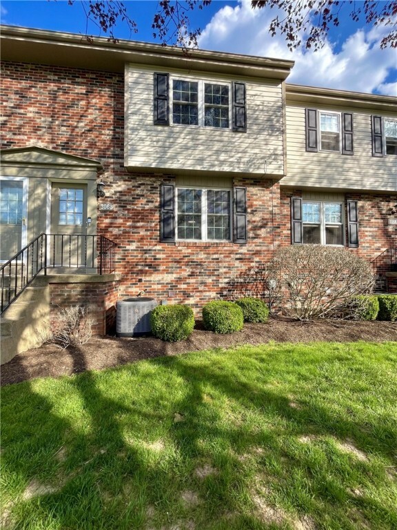 Property Photo: 3068 E Bardonner Rd PA 15044