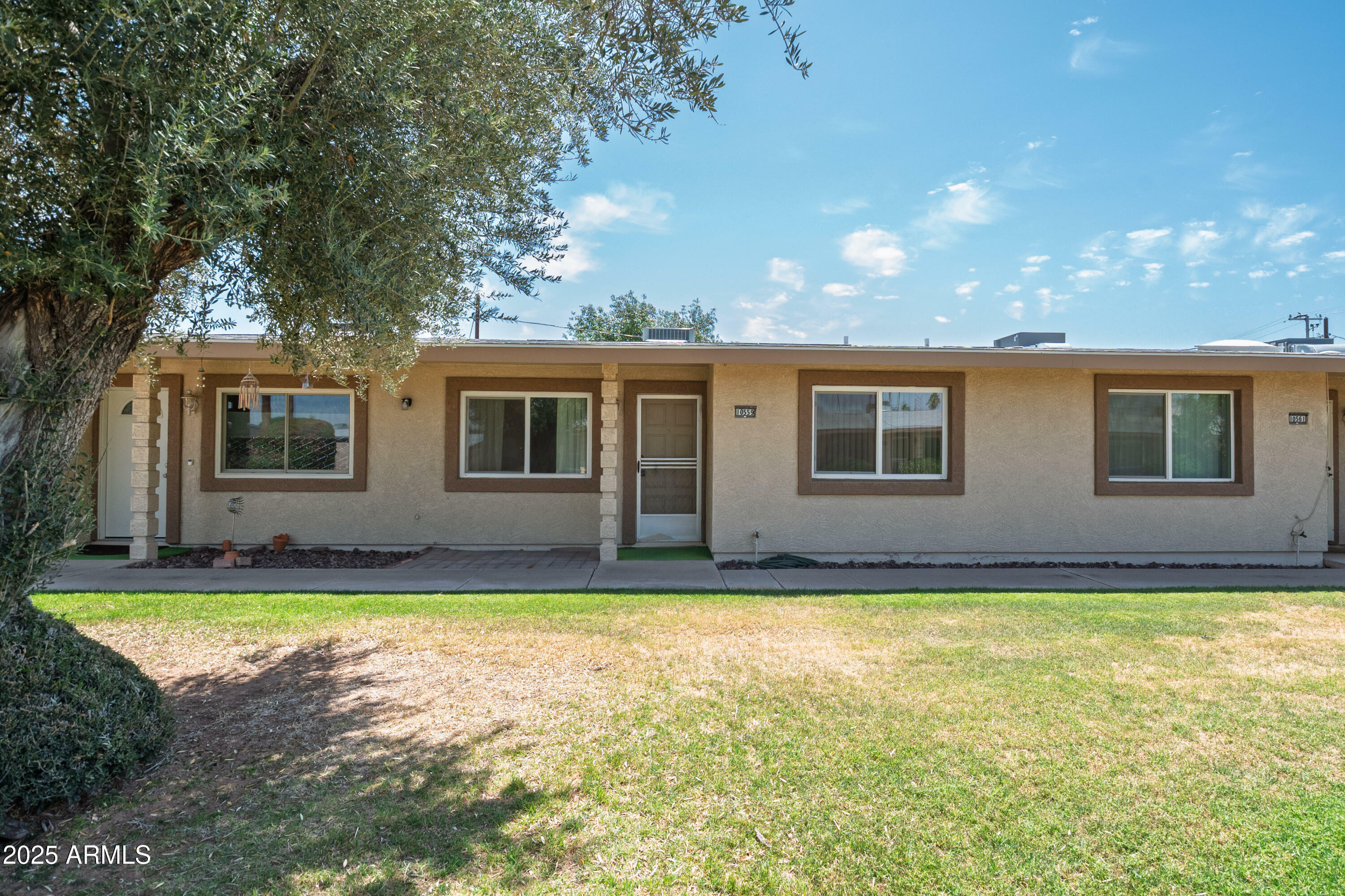Property Photo: 10559 W Coggins Drive AZ 85351