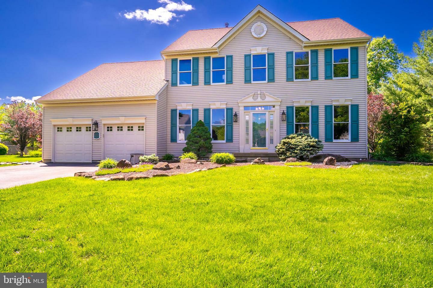 9 Milburne Lane  Robbinsville NJ 08691 photo