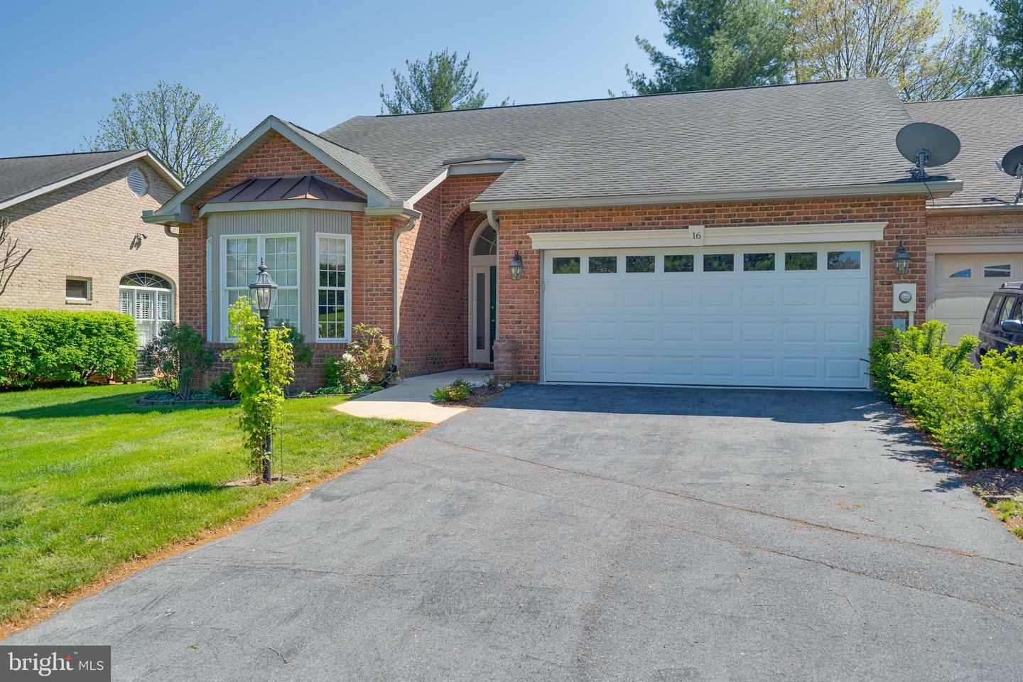 Property Photo: 16 Ambler Lane WV 25419