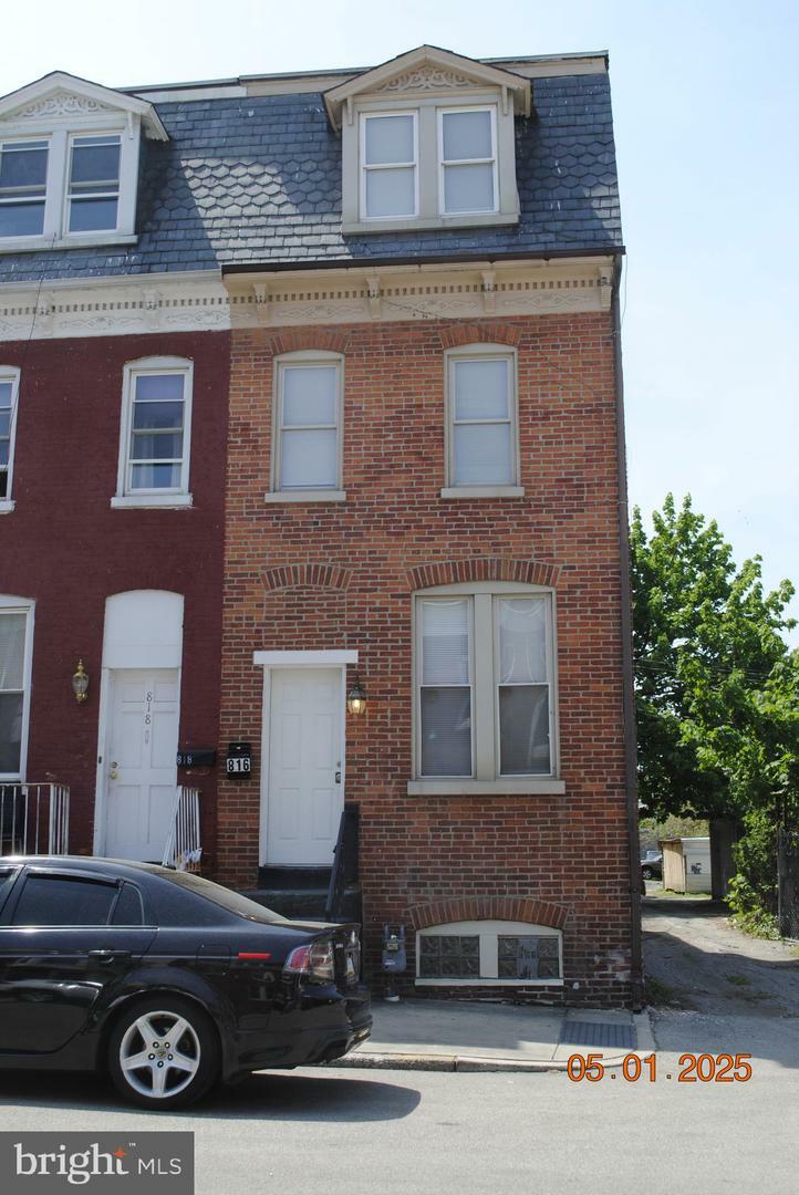 816 S Beaver Street  York PA 17403 photo