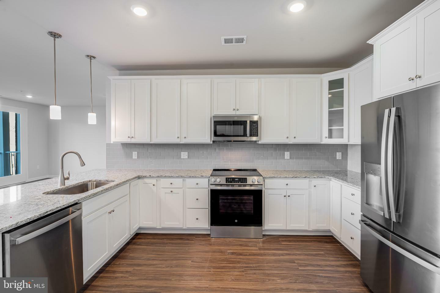 Property Photo: 4005 Seaside Alder Road 8403 - Lily MD 20720