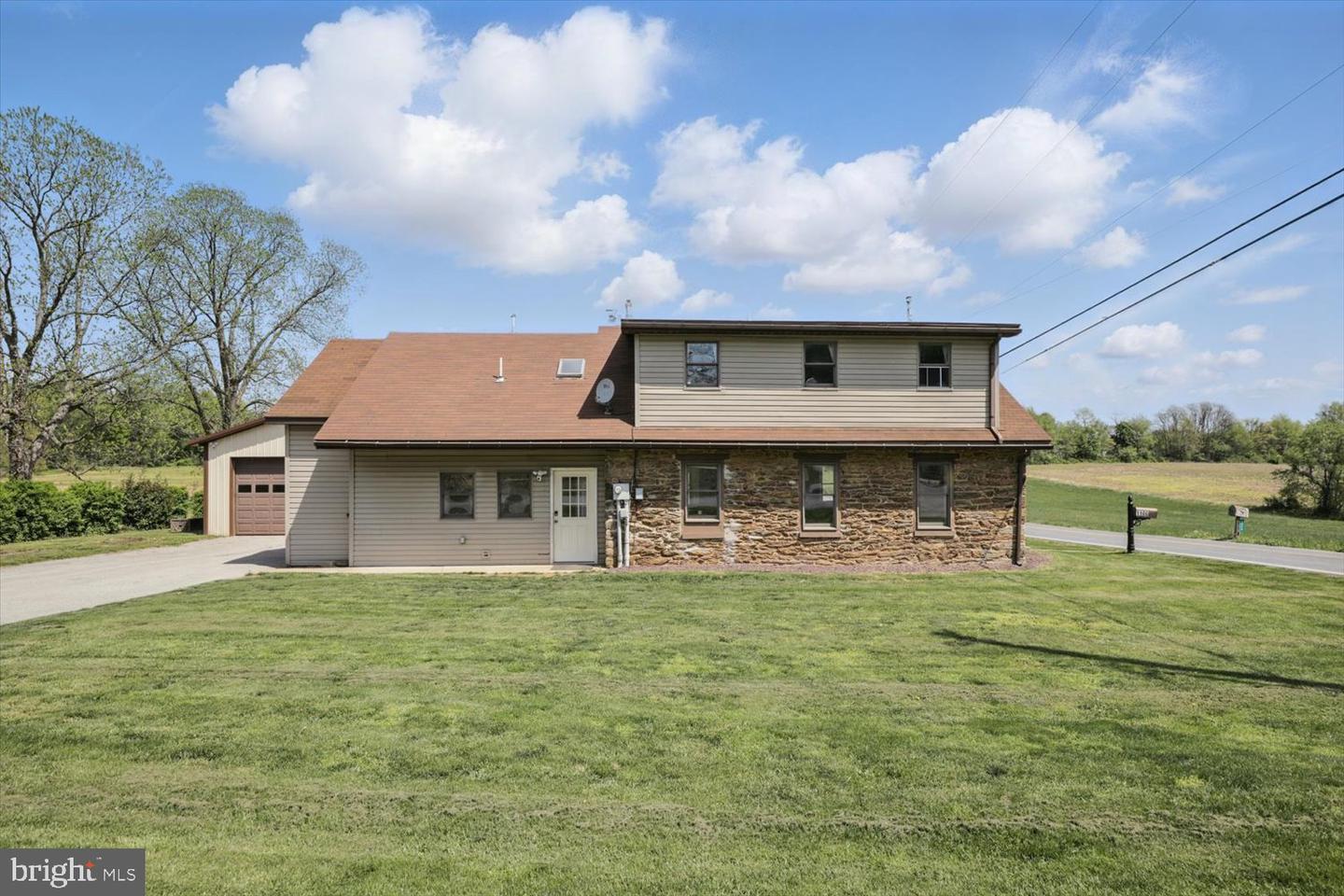 1106 Richmond Road  Red Lion PA 17356 photo