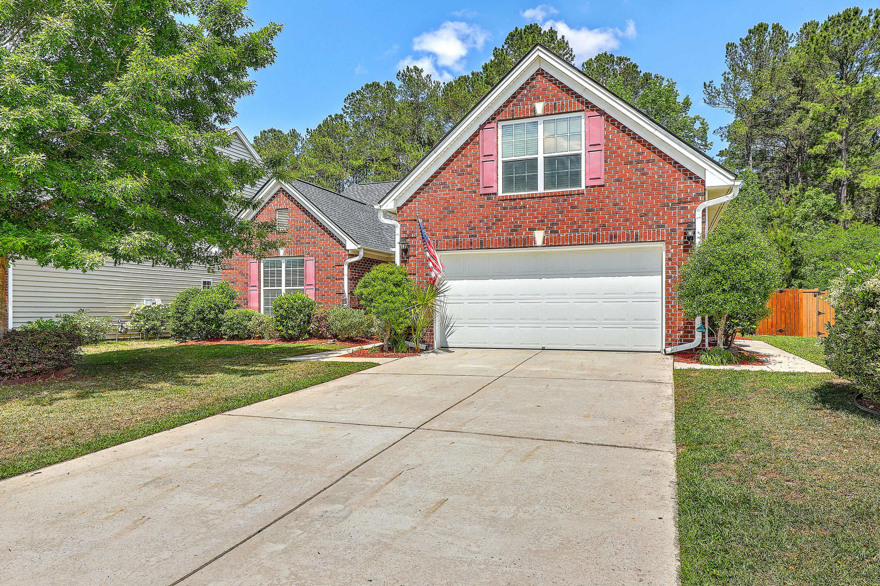 Property Photo: 405 Decatur Drive SC 29486