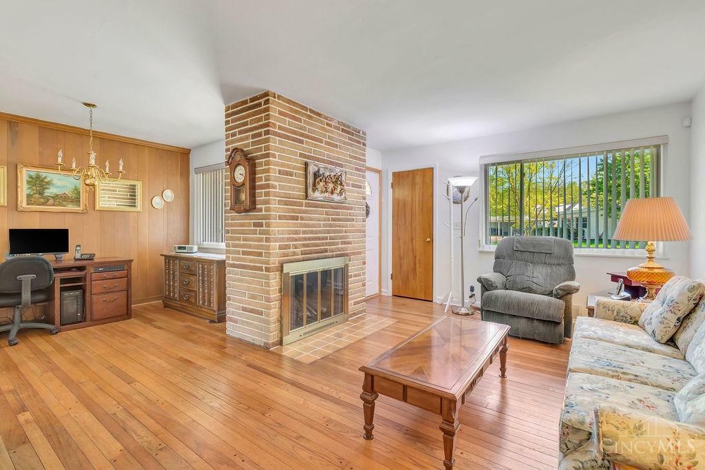 Property Photo: 3808 Sharonview Drive OH 45241