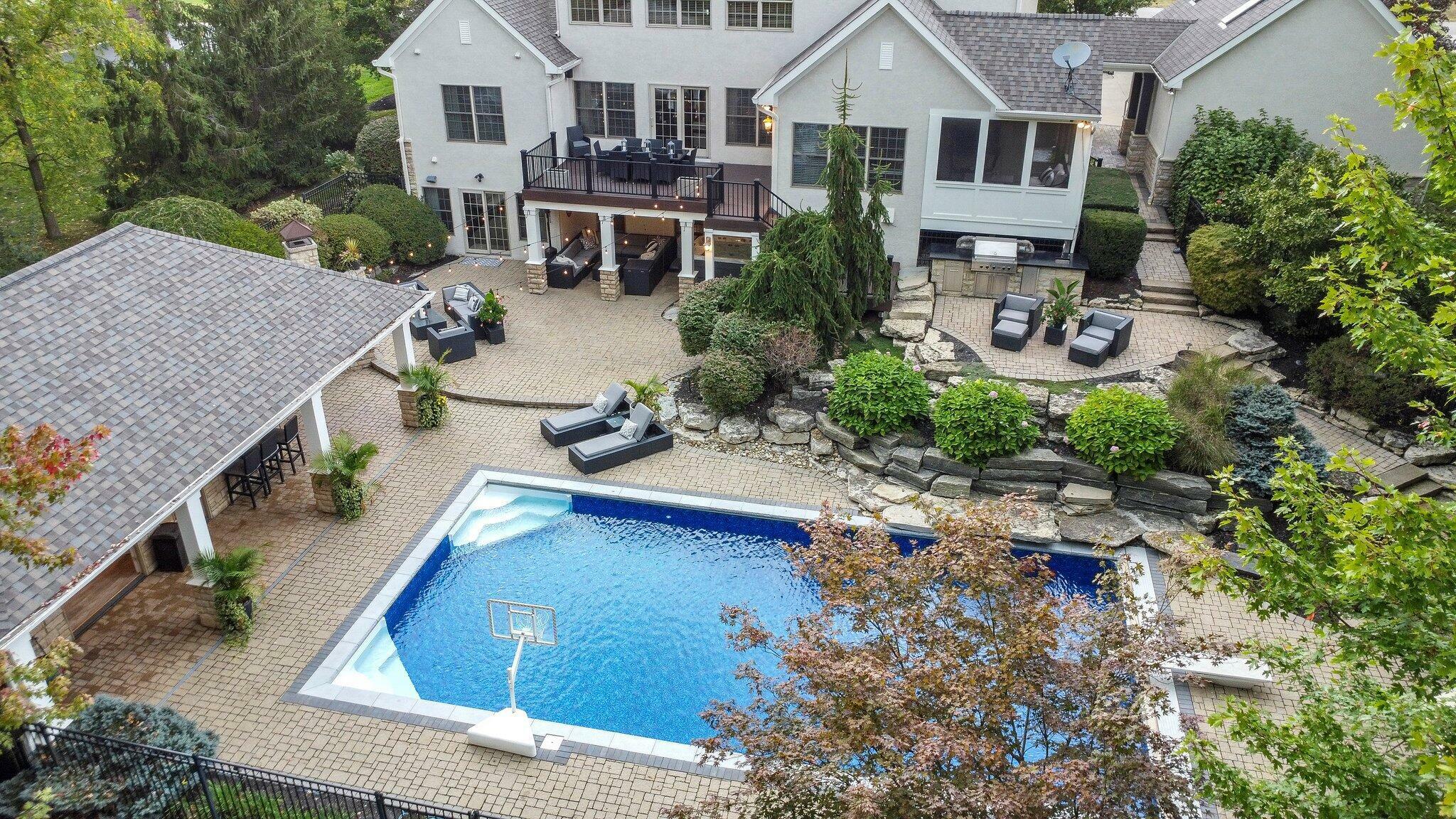 Property Photo: 2443 Shepherd Court OH 43065