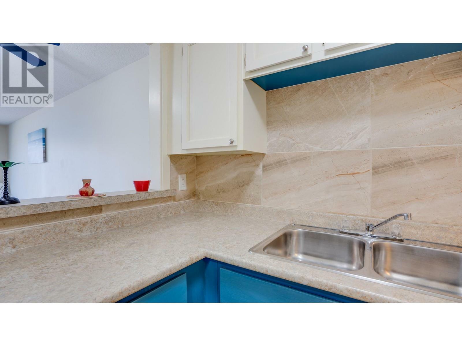 Property Photo: 3304 35 Avenue 310 BC V1T 8M6