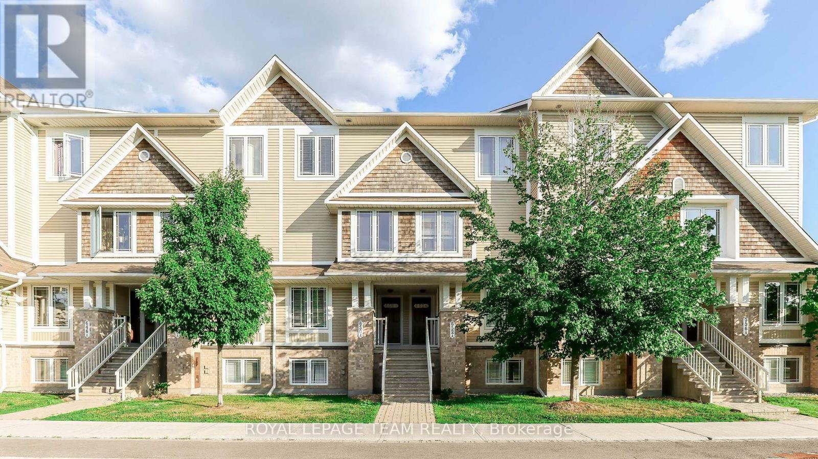 Photo de la propriété: 648 Chapman Mills Drive ON K2J 3V2