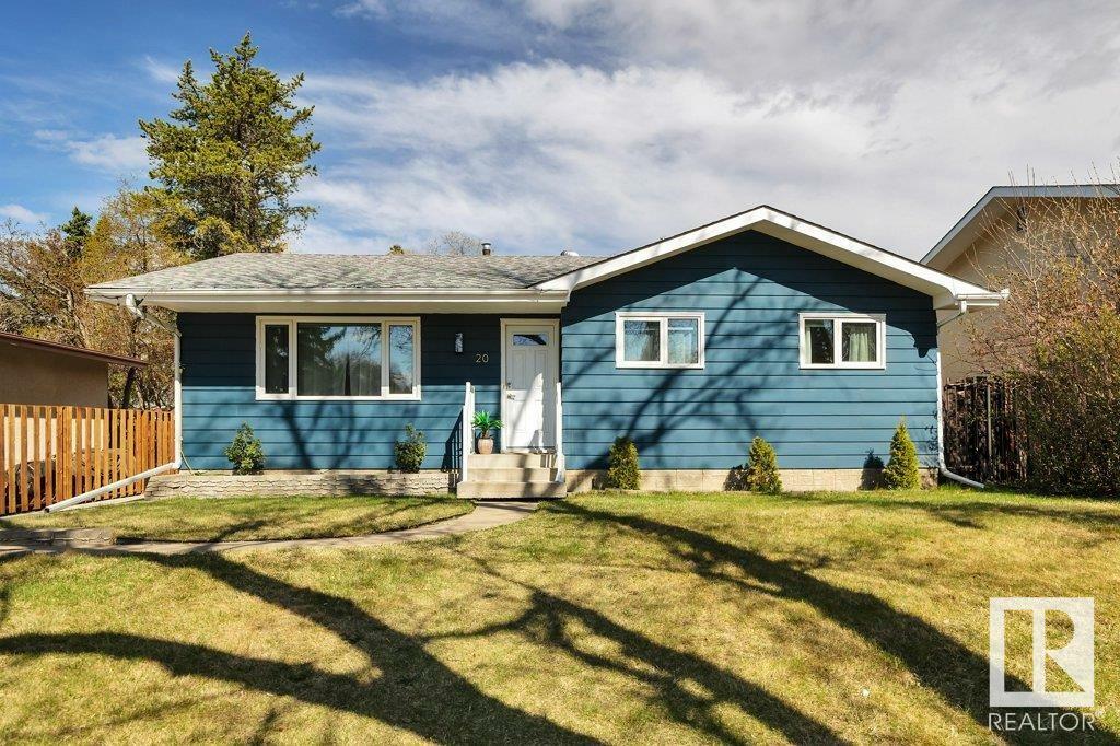 Property Photo: 20 Applewood Road AB T8A 0L3