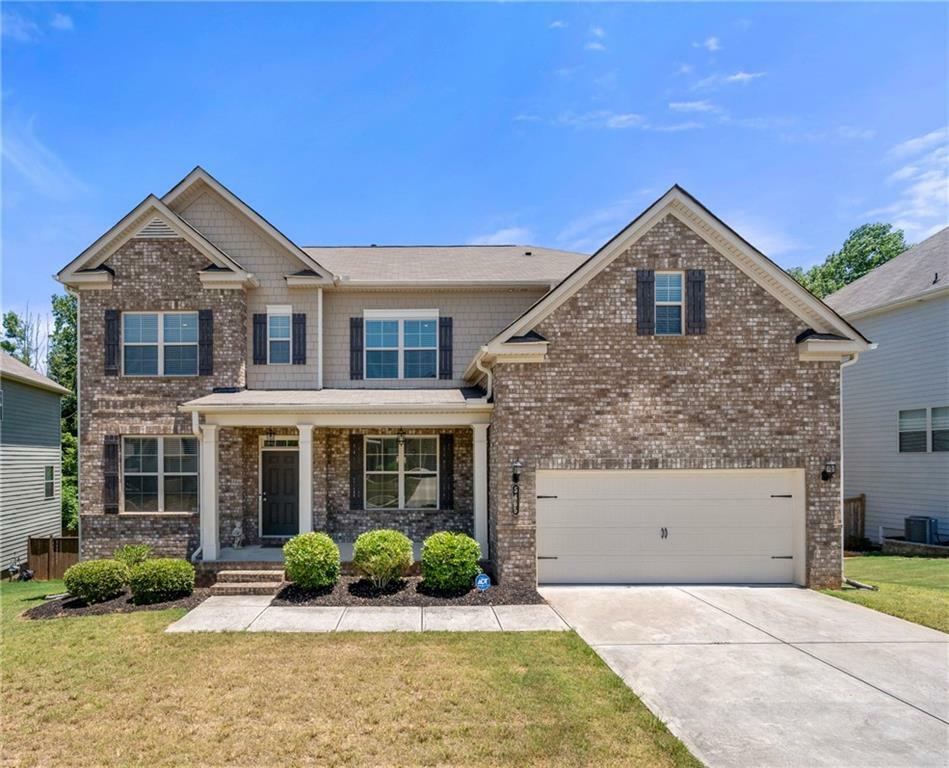 Property Photo: 5465 Mirror Lake Drive GA 30028