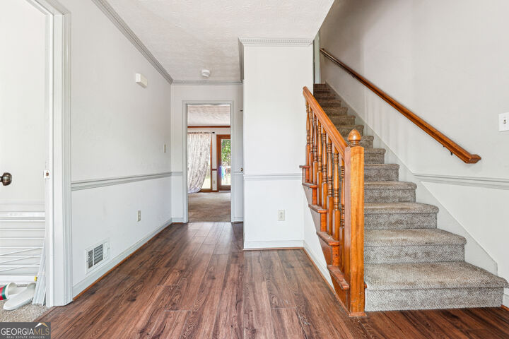 Property Photo:  1366 Maple Ridge Drive  GA 30024 