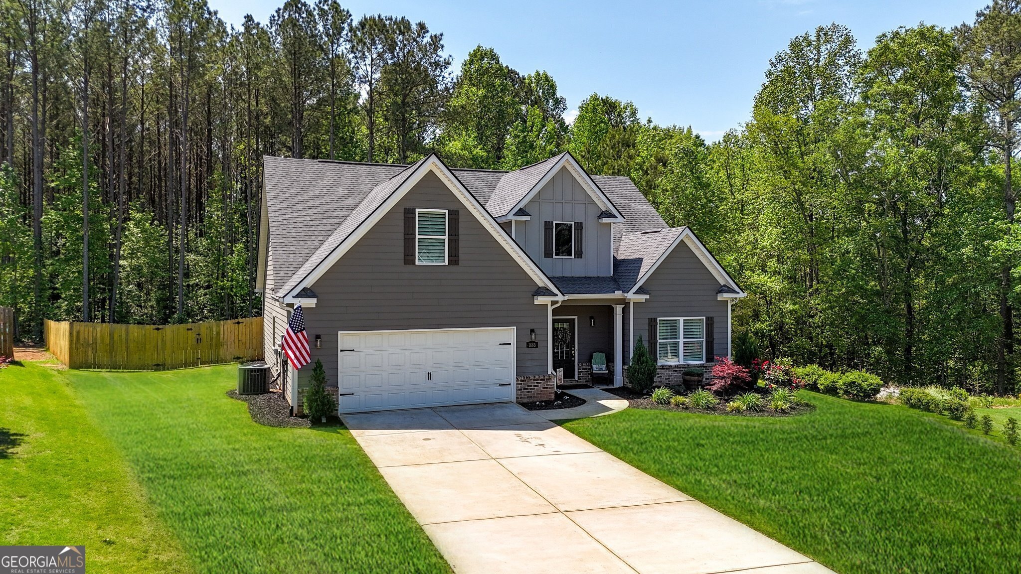 Property Photo: 1668 Carriage Court GA 30656