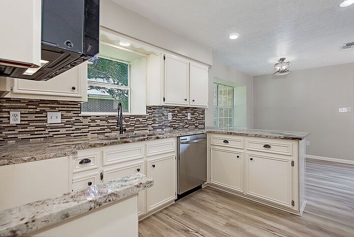 Property Photo: 606 Englewood Drive TX 75901