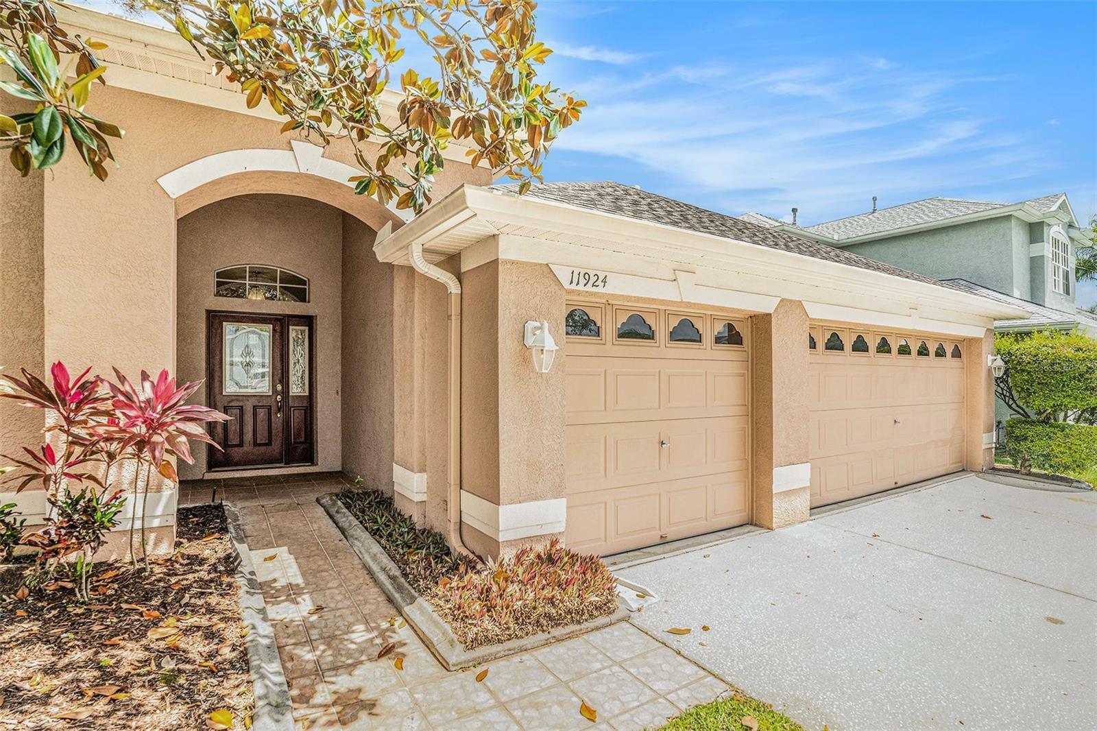 Property Photo:  11924 Northumberland Drive  FL 33626 