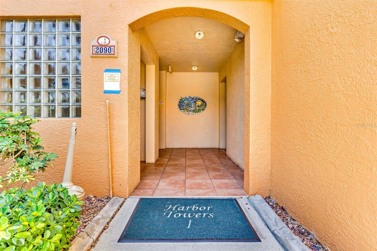 Property Photo: 2090 Matecumbe Key Road 1105 FL 33955