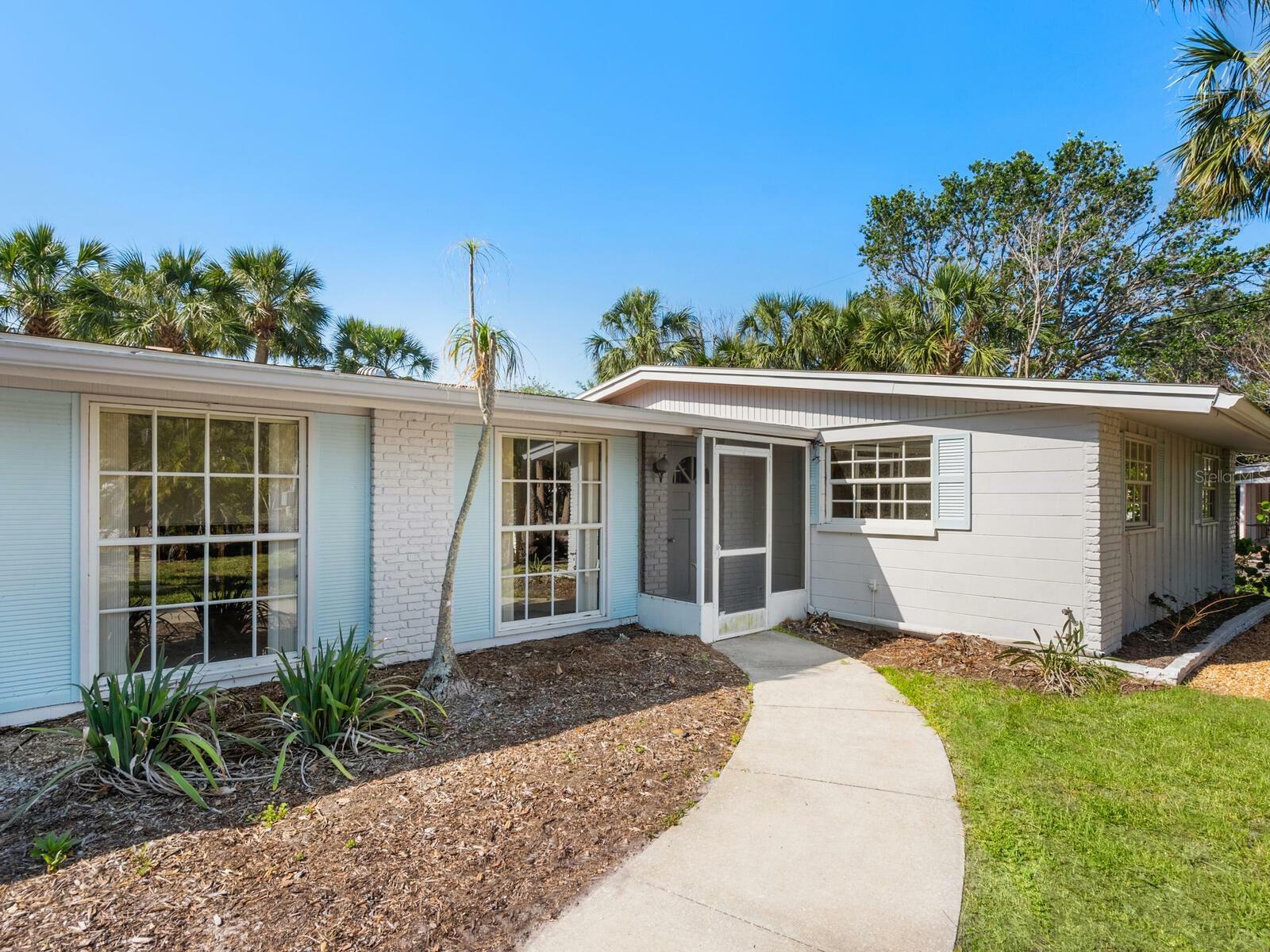 Property Photo: 734 Canal Road FL 34242