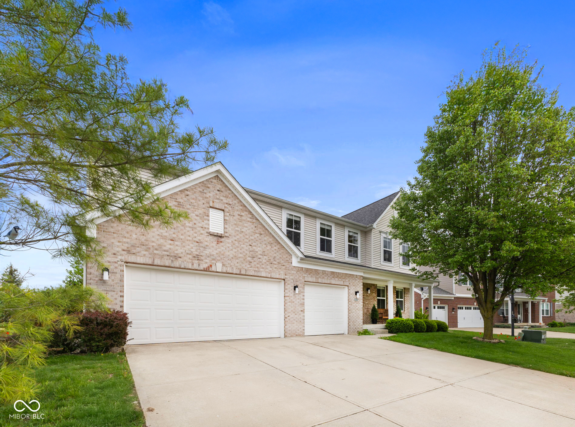 Property Photo: 5851 Grand Avenue IN 46168