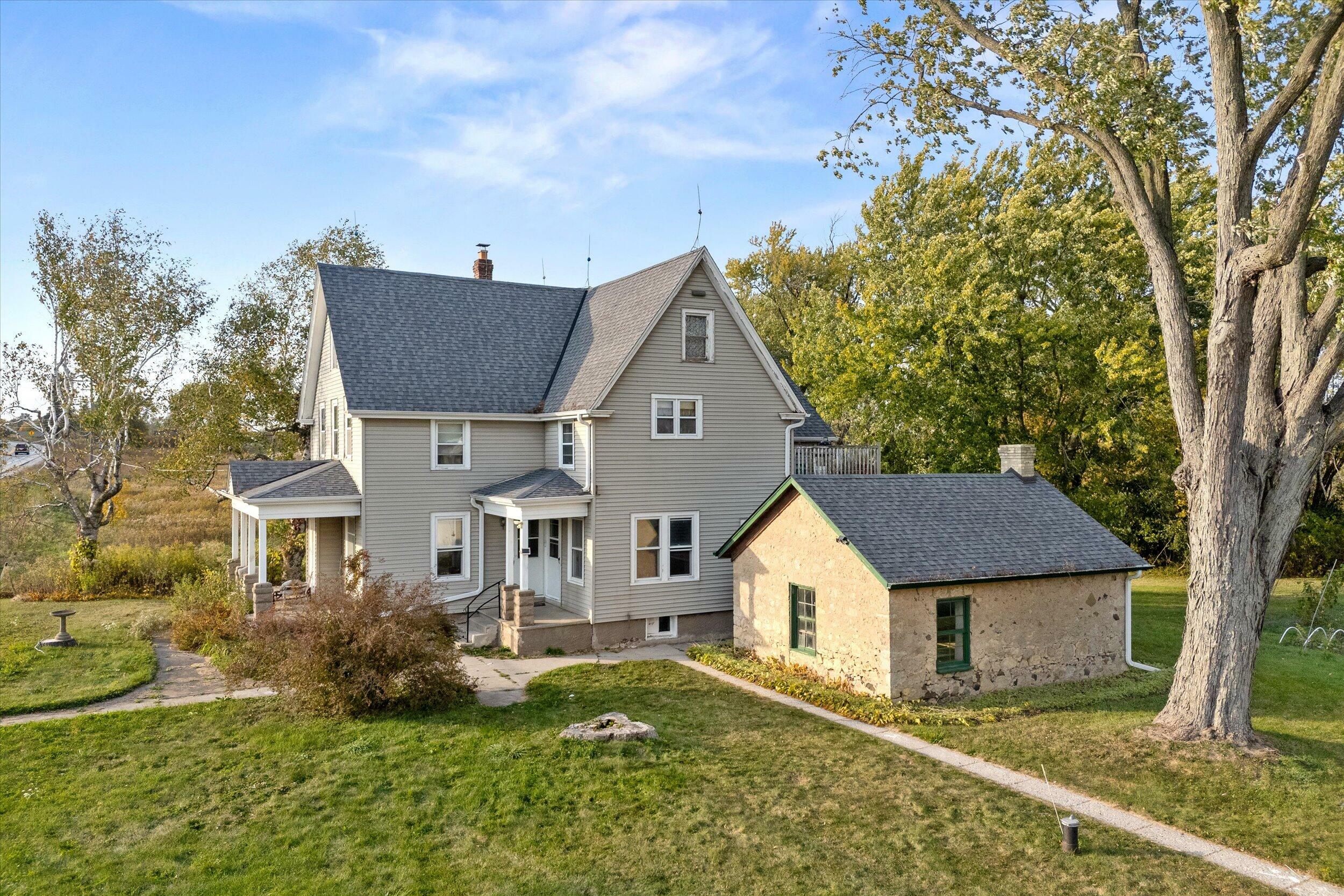 Property Photo: 4906 State Road 60 - WI 53024
