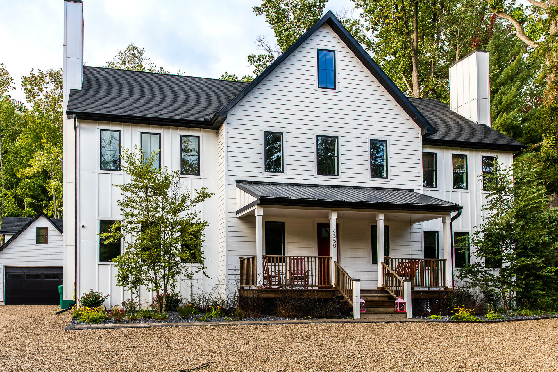 Property Photo: 9350 Lakeside Lane MI 49116