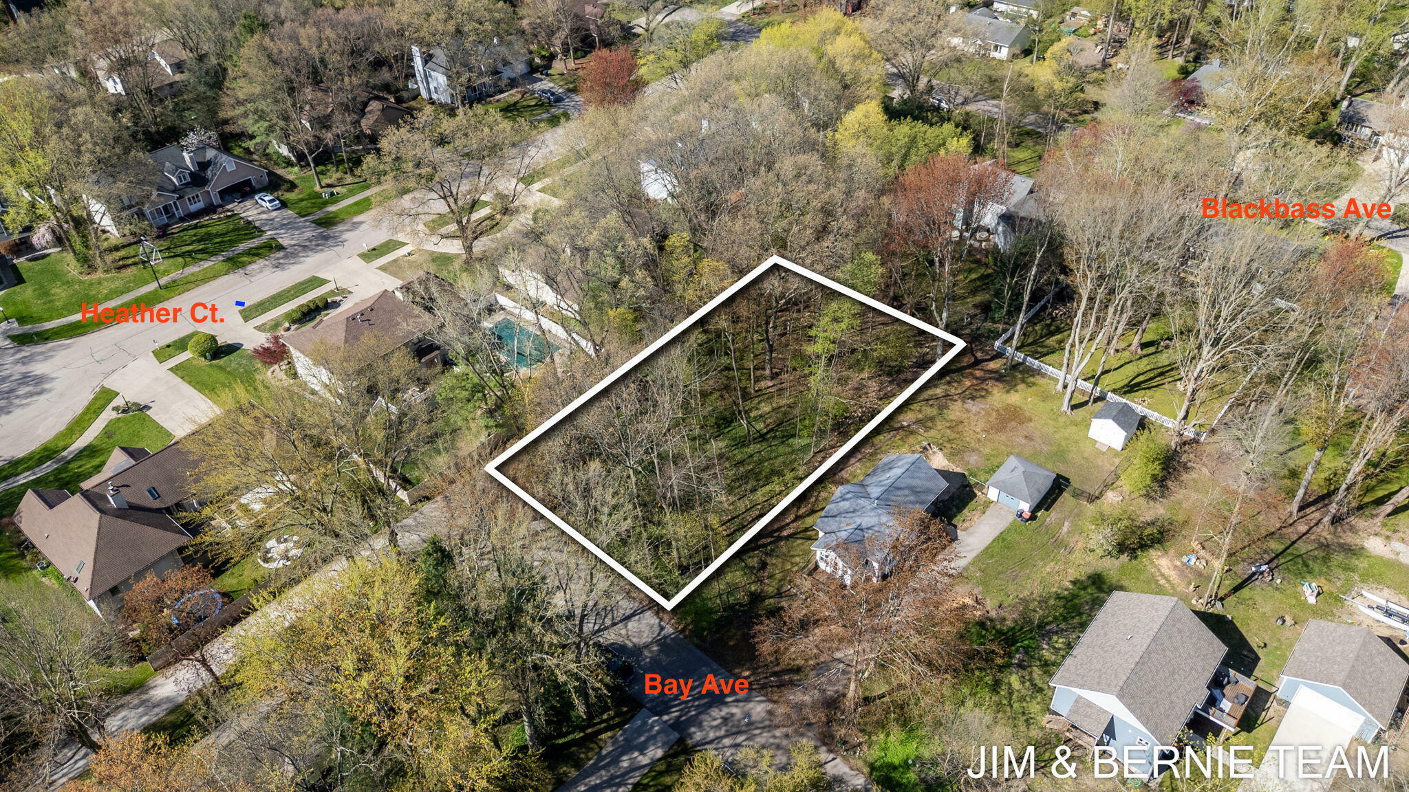 Property Photo: 648 Bay Avenue MI 49423