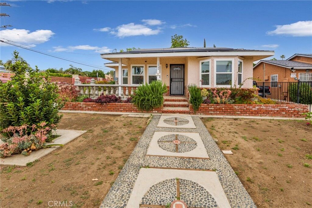 Property Photo:  12756 Glenoaks Boulevard  CA 91342 