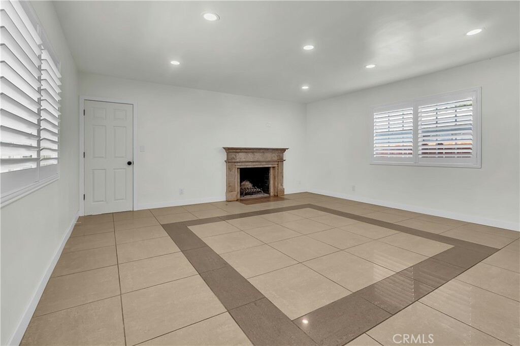 Property Photo:  12222 Oxford Ave  CA 90250 