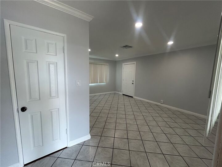 Property Photo:  390 E Carter Street  CA 92376 