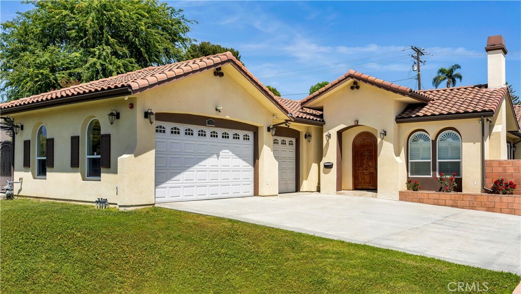 1715 N Flower Street  Santa Ana CA 92706 photo