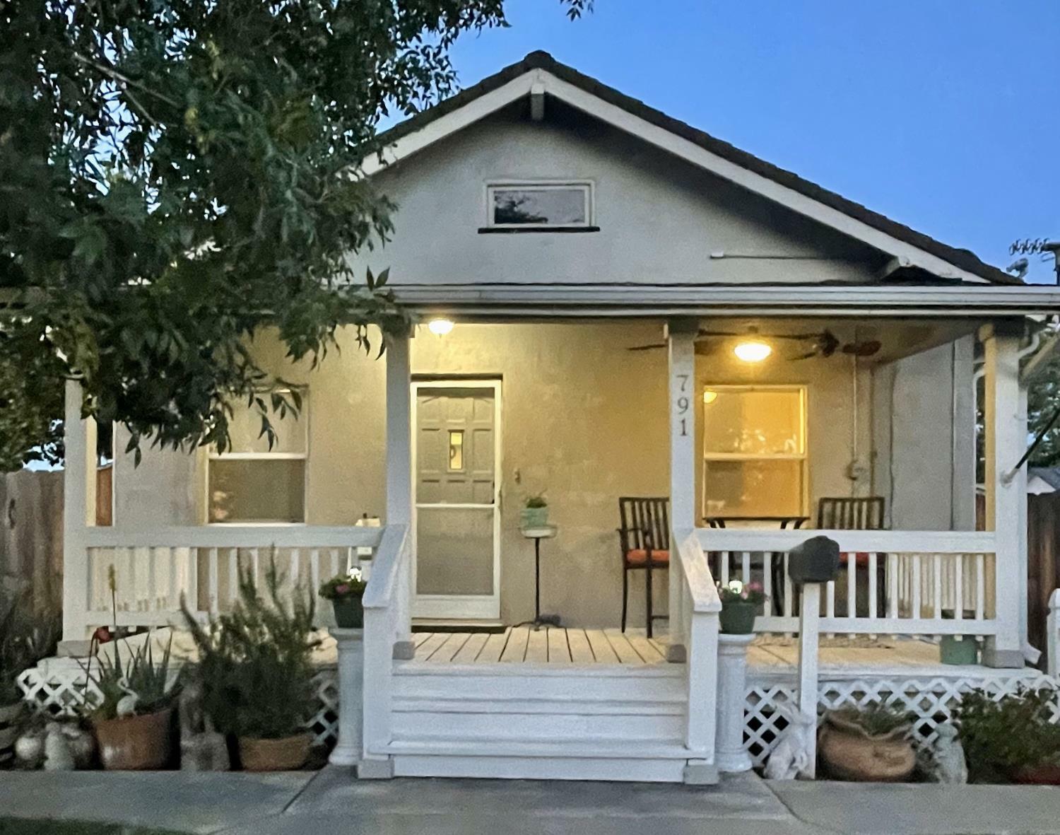 Property Photo: 791 J Street CA 95648