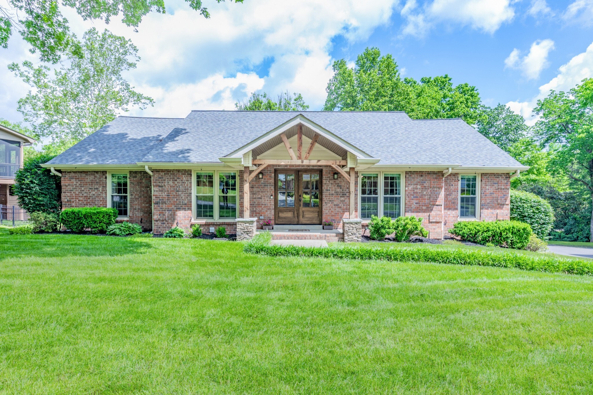 Property Photo: 524 Hearthstone Cir TN 37027